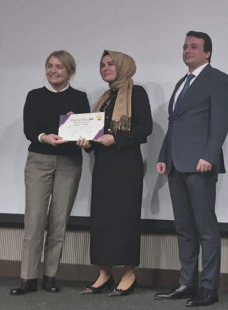 Innovasyon-Demo Day 2026 sertifika takdim töreni
